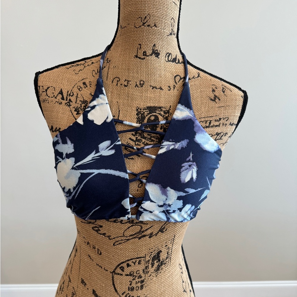Athleta halter bikini top navy blue floral